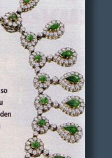 
Her Husband and Onassis showered her with jewels, she collected some outstanding items, like the large bracelet with diamonds and the excellent emerald ring