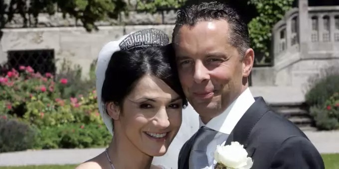 bridal tiara,faber castell edding Baroness Ottilie von Faber and Count Faber Castell,worn by Mariella Ahrens - when marrie count patrick Faber-Castell,diamond tiara,diamond diadem,diamond meander tiara,greek key diamond tiara,faber castell tiara,diamond diadem,gräfin faber castell tiara,gräfin Faber Castell,nobel german,german nobel family,diamonds,historic jewels,nobel wedding,Meander Diamond Tiara |Countess Ottilie von Castell Rüdenhausen|Gräfin Faber Castell | German Noble Familyr ,tiara,diadem,krone,diamanten,greek keytiara,meander tiara,jewel,schmuck, diamant,diamonds,jewels,jewelry,imperial jewels,tiaras,royal tiaras,royalty,toyal jewellery,maeander tiaras,german royalty,greek key tiaras bridal tiara