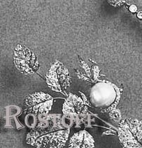 Collier de Chien,Pearls PRINCESSE LOBANOFF de ROSTOFF| Pearl Jewellery Brooches Stomacherhistory of important pearls,Prinzessin Lobanov-Rostov,emerald,chaumet,russia,ruland,Princess  
Brosche,Brooch,Geschenk,treasure trove,jewel,principe Princesse Dolgorouki,schmuck,Geschenke,diamant,diamonds,jewels,passion,collector of fine jewellery,Besitz,jewelry,necklace,Faberge,Krone,Erbschaft,erben,zar,imperial jewels,romanov,JOYAUX,LOBANOFF de ROSTOFF,Dolgorouki, colliers de perles, parures en perles, brillants anciens, pierres de couleurJoyaux de Princesse de Lobanonff RostoffJoyaux de Princesse de Lobanonff Rostoff