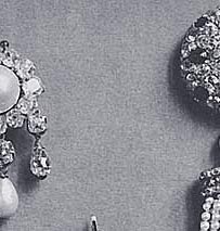 Historic PEARLS LOBANOFF de ROSTOFF Important PEARL - Jewels of Princesse Dolgorouki | Famous Jewel Collectors erlen,pearls,Prinzessin Lobanov-Rostov,emerald,chaumet,russia,ruland,Princess  
Brosche,Brooch,Geschenk,treasure trove,jewel,principe Princesse Dolgorouki,schmuck,Geschenke,diamant,diamonds,jewels,passion,collector of fine jewellery,Besitz,jewelry,necklace,Faberge,tsar,romanov,zar,imperial jewels,romanov,JOYAUX,LOBANOFF de ROSTOFF,Dolgorouki, colliers de perles, parures en perles, brillants anciens, pierres de couleurJoyaux de Princesse de Lobanoff Rostoff,great jewellery collectors Princess Vera Nikolaevna Lobanov-Rostovsky