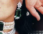 Mouna al Ayoub`s famous treasure and jewels emerald jewels famous jewels -Mouna Ayoub,Emerald,necklace, Tabbah,treasure,Brooch,Ring,emerald ,Collier,Geschenk,parls,trove,jewel,brosche,broche,joyas,brooch,tabbah necklace,schmuck,Geschenke,crown,krone,diamant,diamonds,jewels,collector jewellery,Besitz,emeralds,jewelry,earrings,necklace,great jewel collectors,emerald necklace,important jewels,famous jewels,magnificent emerald necklace,saudi arabian,prince of saudi arabia, 